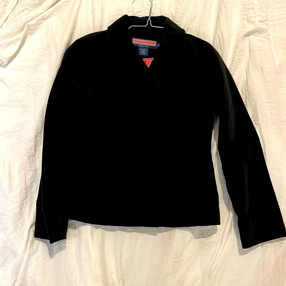 Vineyard vines girls size small black velvet double breasted short coat